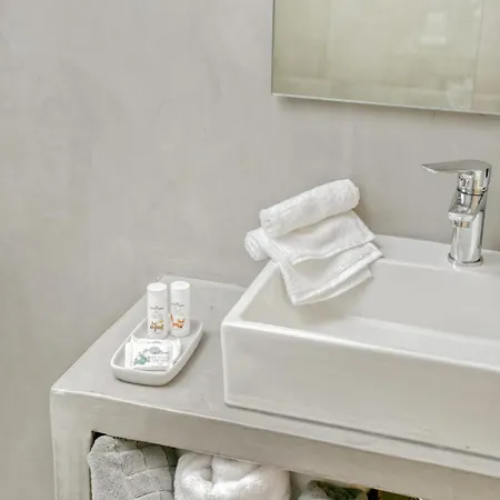 Lodge Kumquart Estate- Grape Fruit *