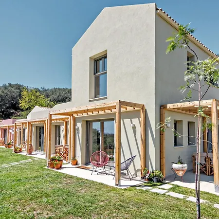 אכסניה Kumquart Estate- Grape Fruit Aspiotades