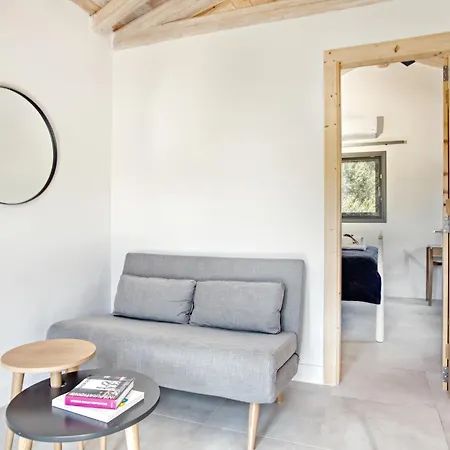 Kumquart Estate- Grape Fruit Aspiotades