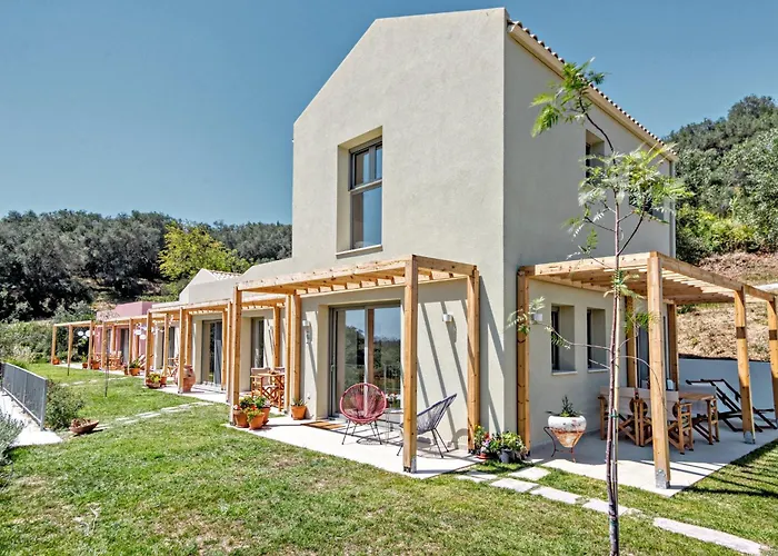 אכסניה Kumquart Estate- Grape Fruit Aspiotades