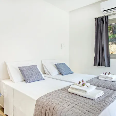 Kumquart Estate- Grape Fruit * Aspiotades